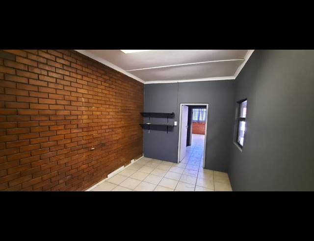 INDUSTRIAL FOR SALE IN ALTON